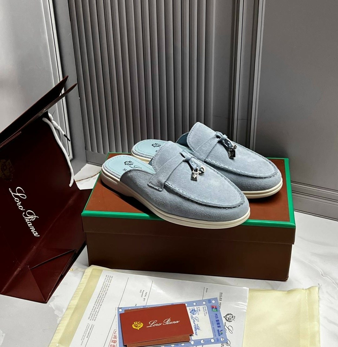 ,лоферы loro piana,замшевые лоферы,женские лоферы loro piana,лоферы из натуральной замши