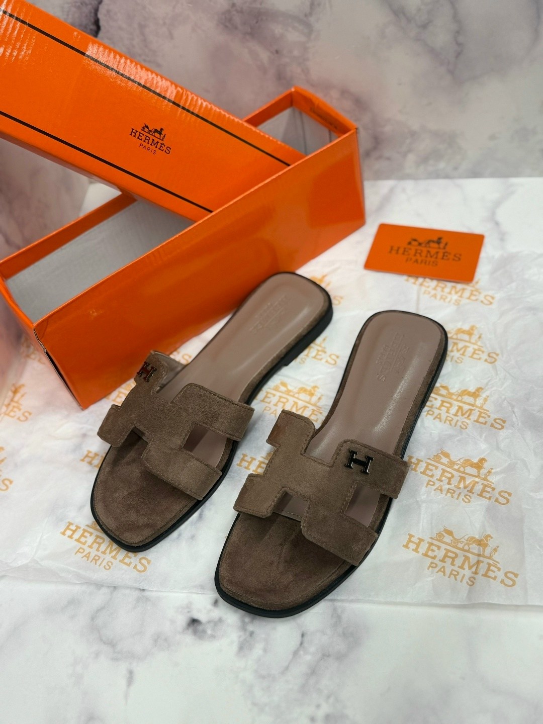шлепанцы hermes,мужские шлепки эрмес,сандалии hermes,шлепки гермес женские,шлепки hermes женские