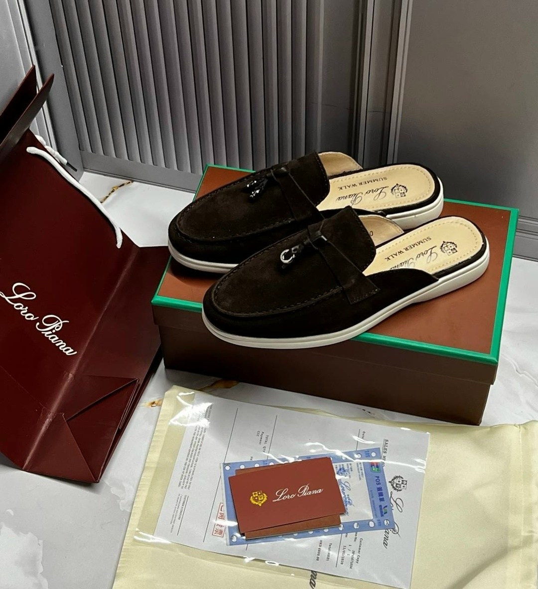 ,лоферы loro piana,замшевые лоферы,женские лоферы loro piana,лоферы из натуральной замши
