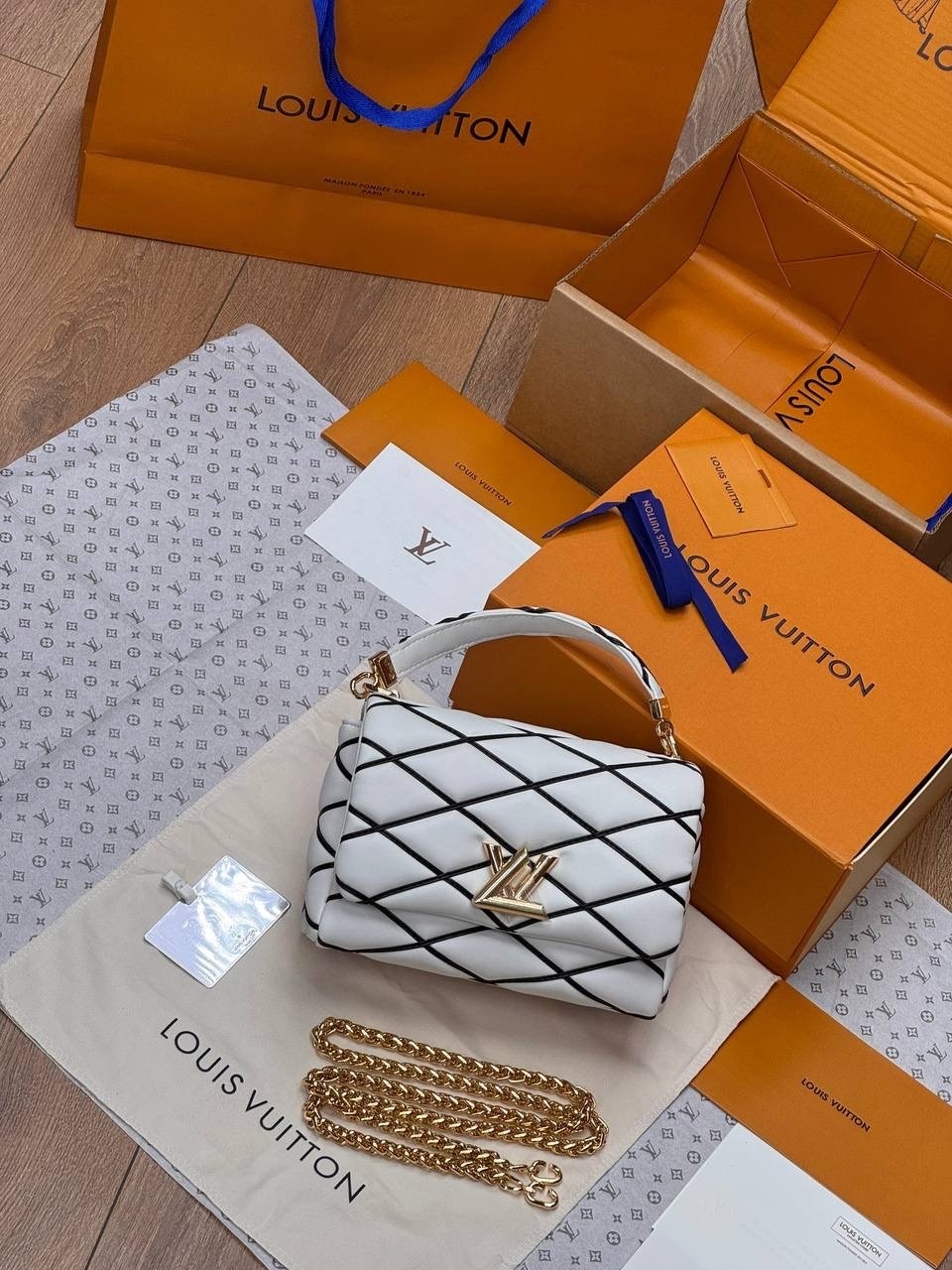 сумка на плечо louis vuitton,cумка louis vuitton,модная сумка,сумка,женская сумка