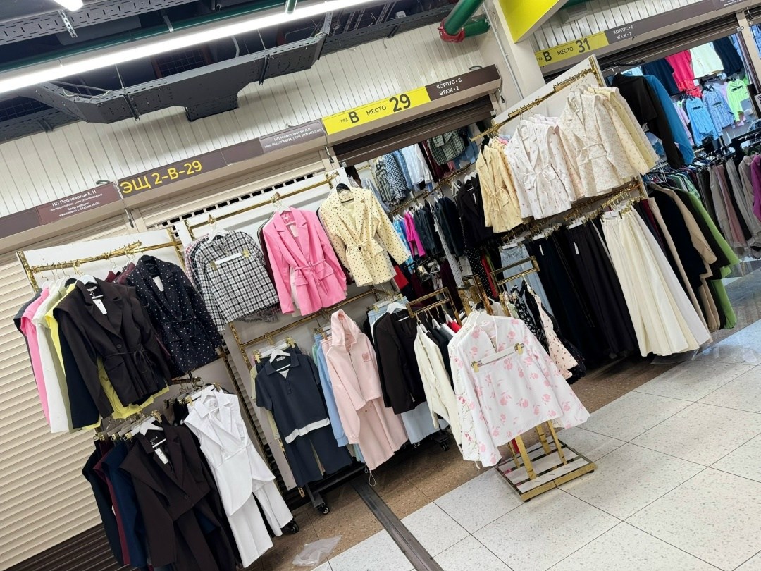 пиджак оверсайз в цветочек marysh collection,пиджак оверсайз с цветочным принтом leroy style,пиджак с цветочным принтом,жакет с цветочным принтом,пиджак оверсайз женский