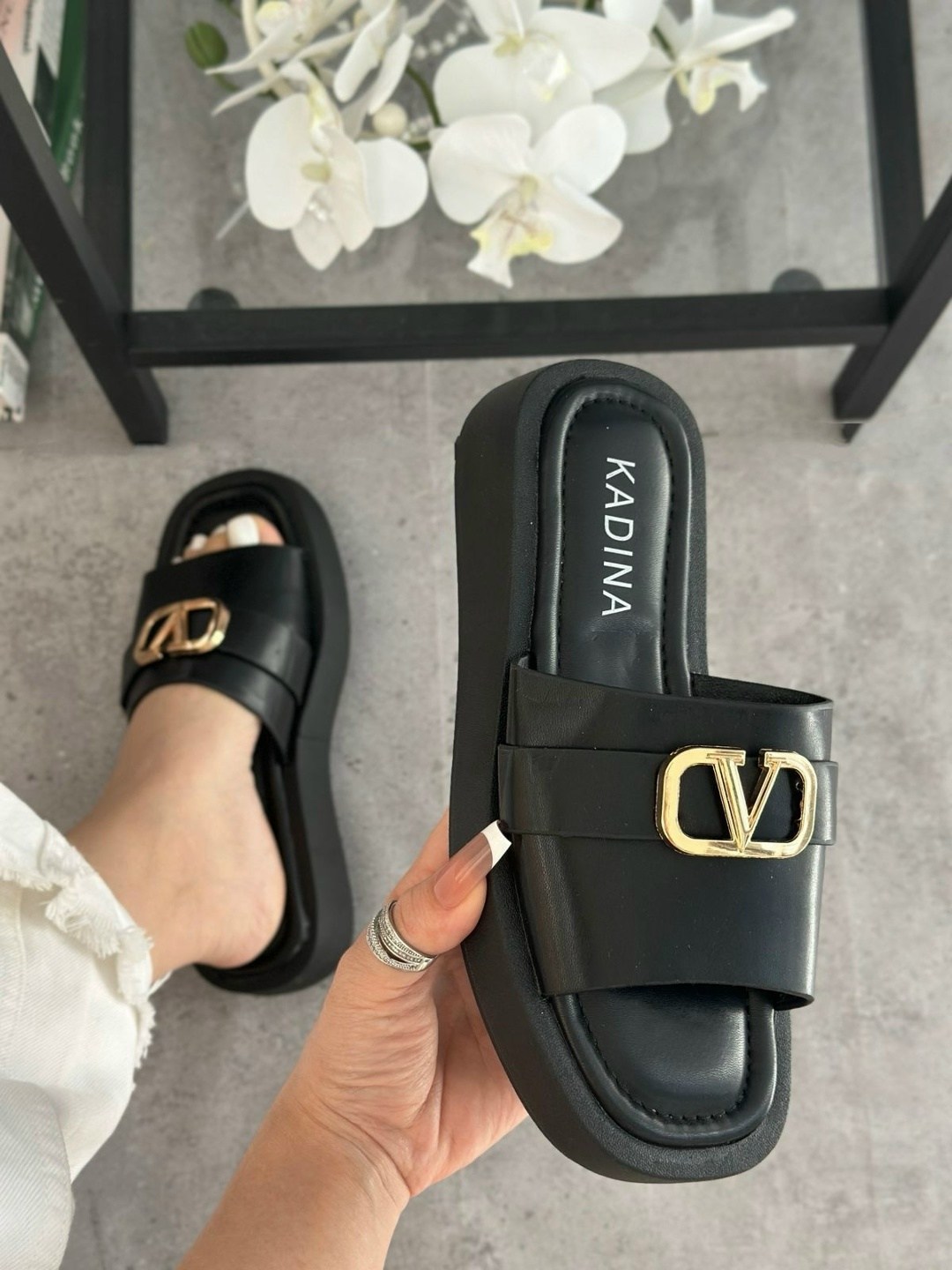 ,тапочки валентино,женские шлепанцы,шлепки valentino,шлепанцы летние