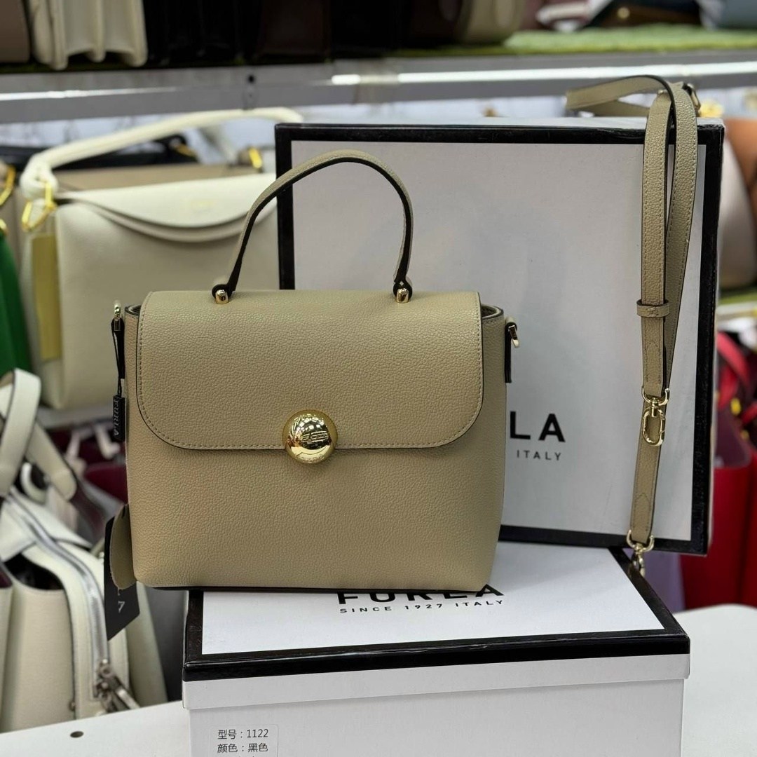 женская сумка на плечо furla из натуральной кожи,сумка фурла черная через плечо,сумка,сумка женская,женская сумка furla