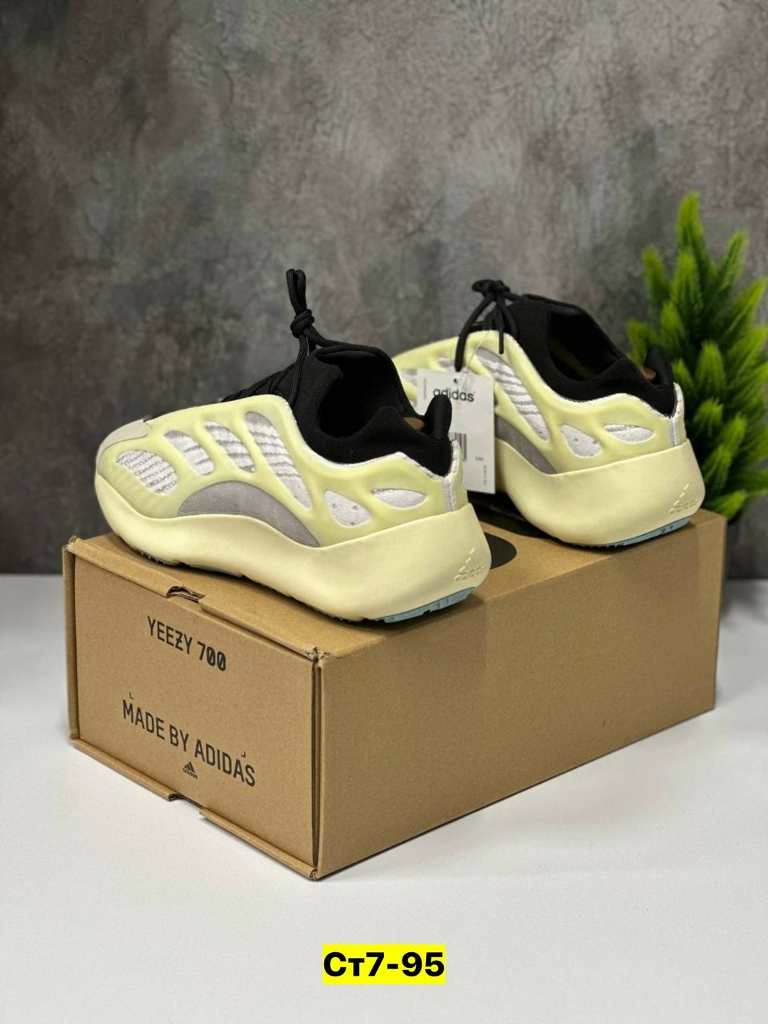 кроссовки adidas yeezy boost 700,adidas yeezy boost 700 v 3,adidas yeezy boost 700,yeezy boost 700 v 3,кроссовки adidas yeezy 700