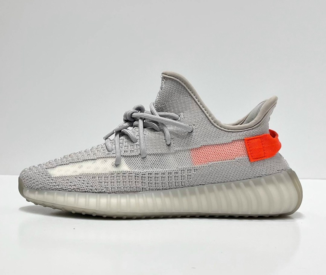 adidas yeezy boost 350 v 2,adidas yeezy boost 350 v2 light,yeezy boost 350 v 2,кроссовки adidas yeezy 350 boost,adidas yeezy boost 350 v2 tail light