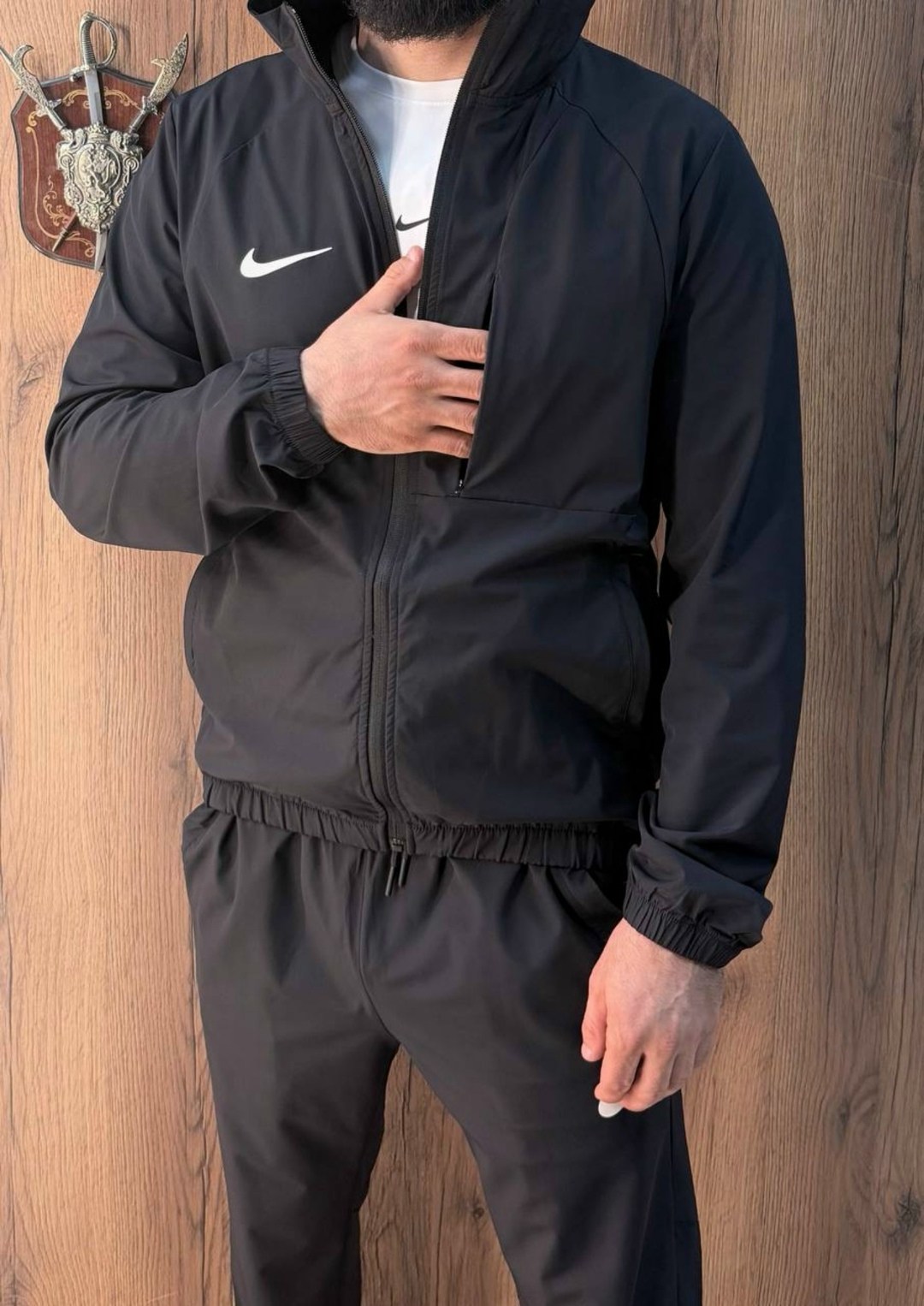спортивный костюм nike,спортивный костюм,спортивный костюм мужской,костюм широкие спортивный плащевка nike isalino,костюм найк мужской