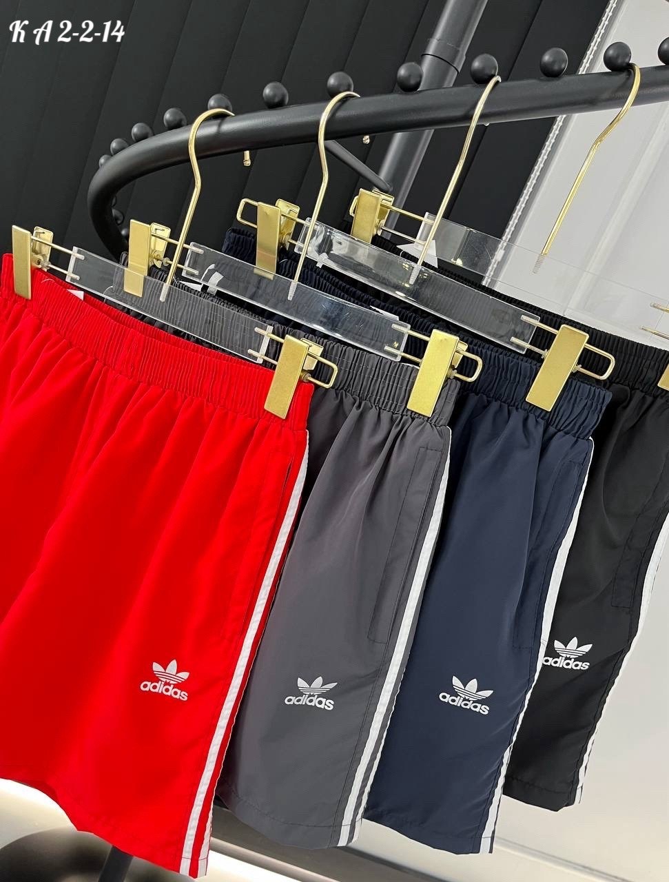 шорты синие,шорты мужские,шорты adidas,шорты adidas originals,спортивные шорты