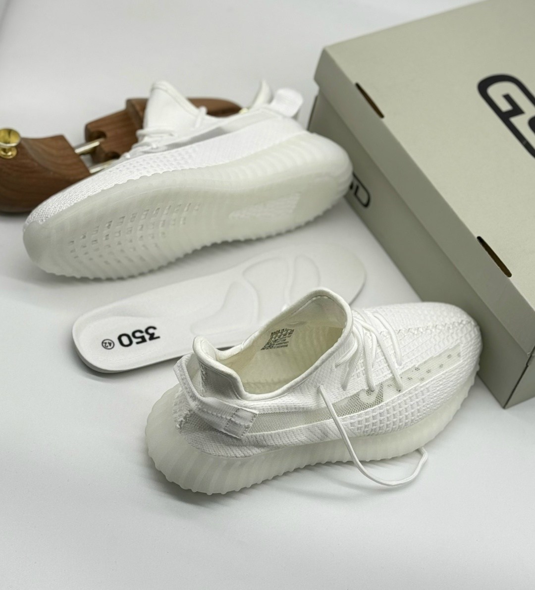 кроссовки adidas yeezy boost,кроссовки adidas yeezy boost 350,adidas yeezy boost 350,adidas yeezy boost,кроссовки adidas yeezy 350