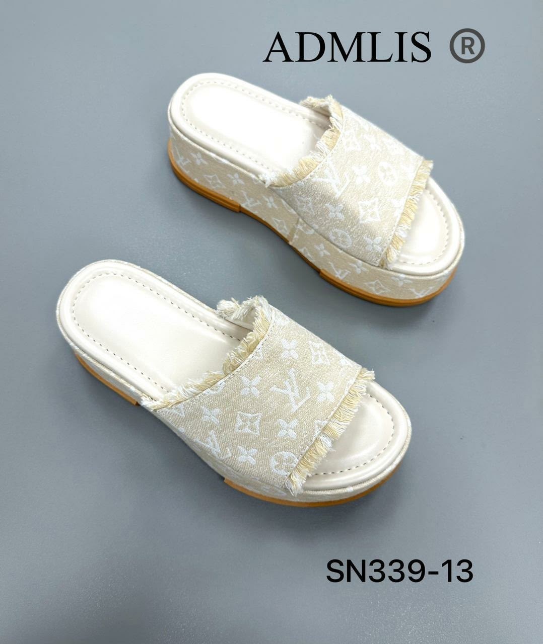 , женская,тапочки louis vuitton,женские босоножки,тапочки модные
