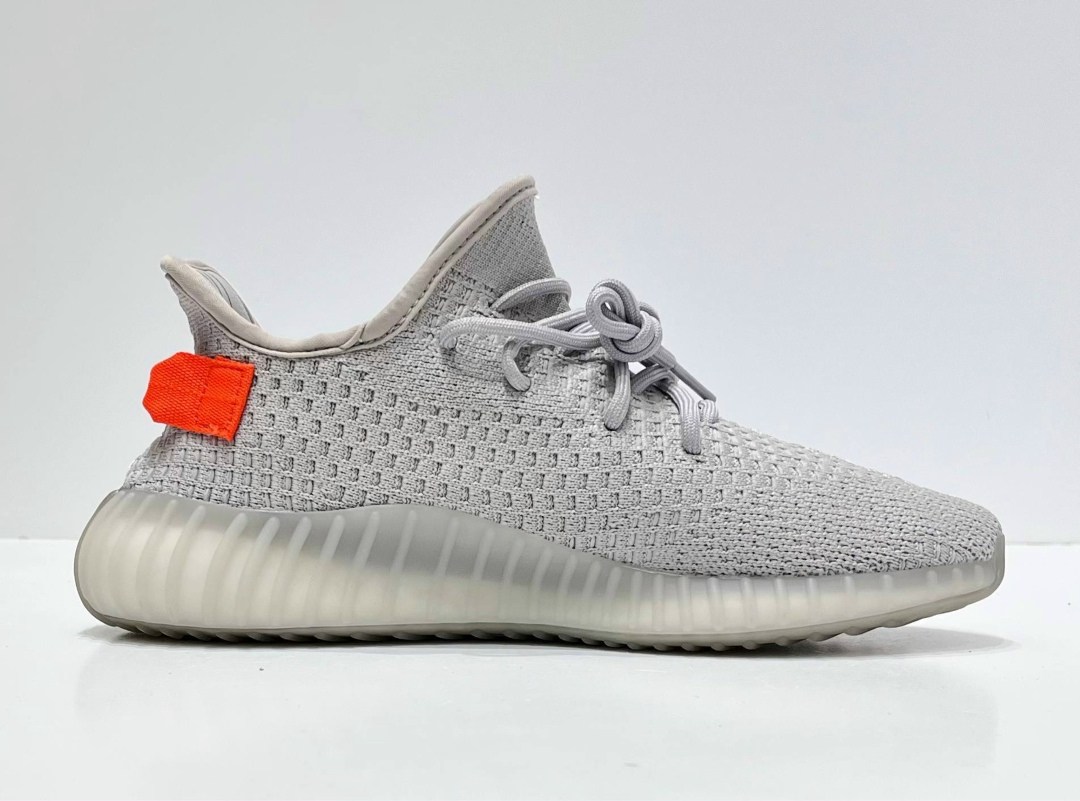 adidas yeezy boost 350 v 2,adidas yeezy boost 350 v2 light,yeezy boost 350 v 2,кроссовки adidas yeezy 350 boost,adidas yeezy boost 350 v2 tail light