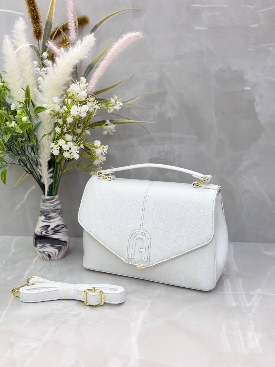 сумка,сумки женская,сумка женская furla,сумка женская через плечо,модная сумка