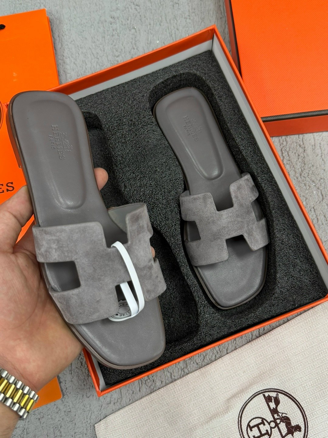 ,шлепки эрмес,шлепанцы женские,шлепки эрмес бежевые,тапочки hermes