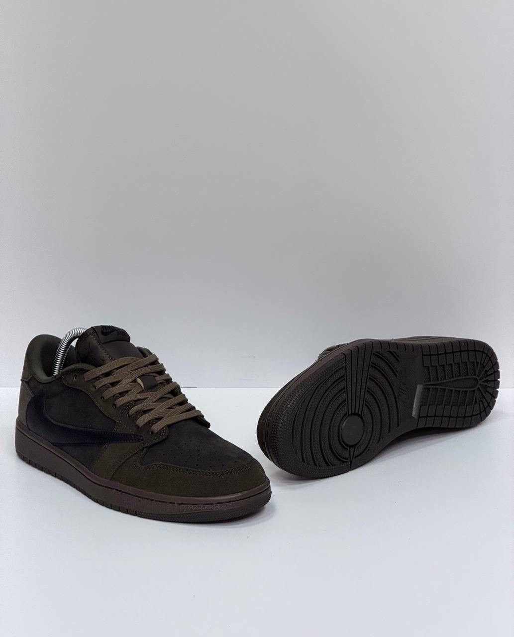 кроссовки nike travis scott air jordan 1 low,nike air jordan 1 low travis scott,кроссовки travis scott x air jordan 1 low,кроссовки,кроссовки travis scott x air jordan 1 low og