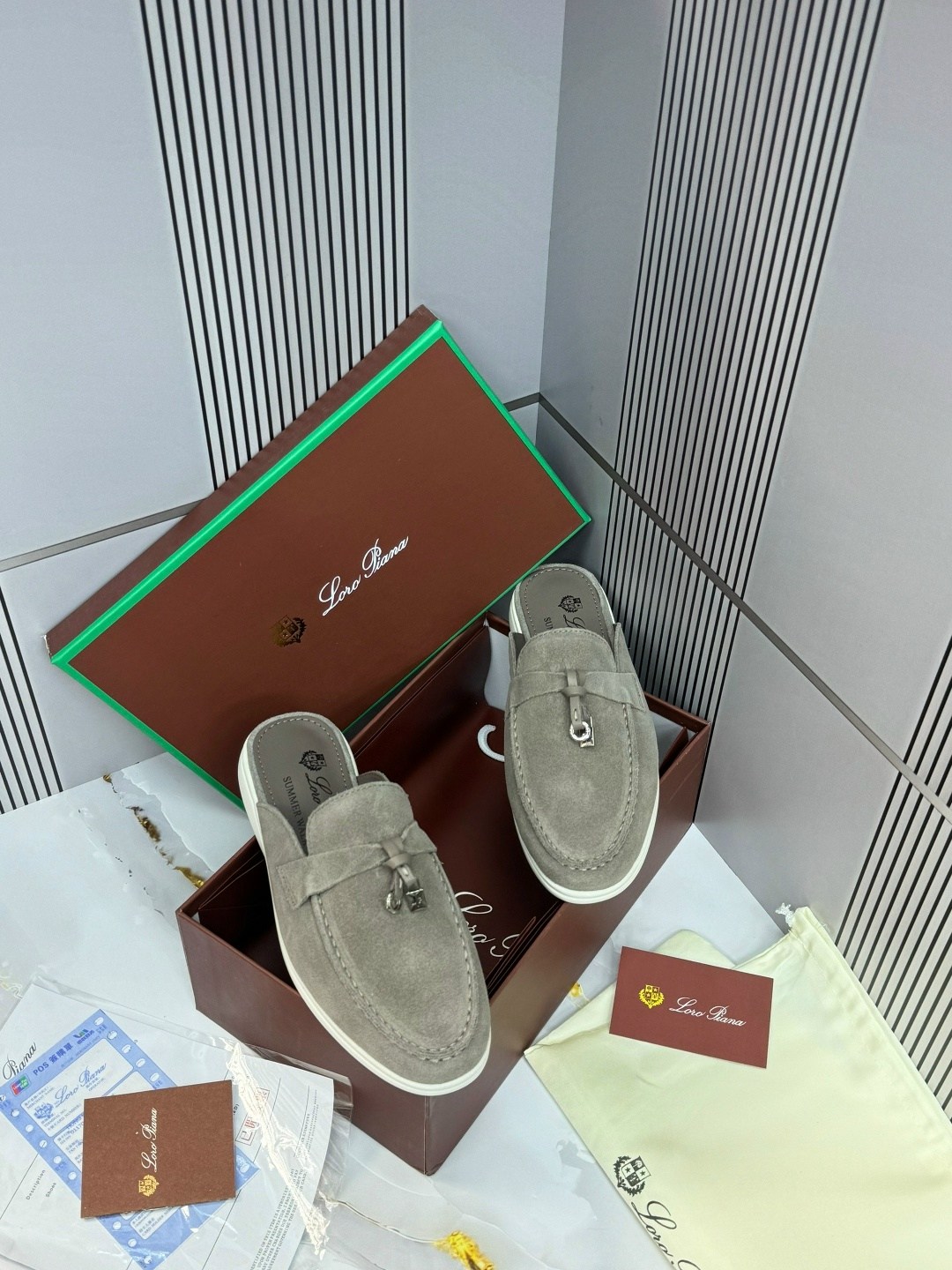 женские замшевые мюли loro piana бежевые,лоферы loro piana,,loro piana лоферы женские,замшевые мюли