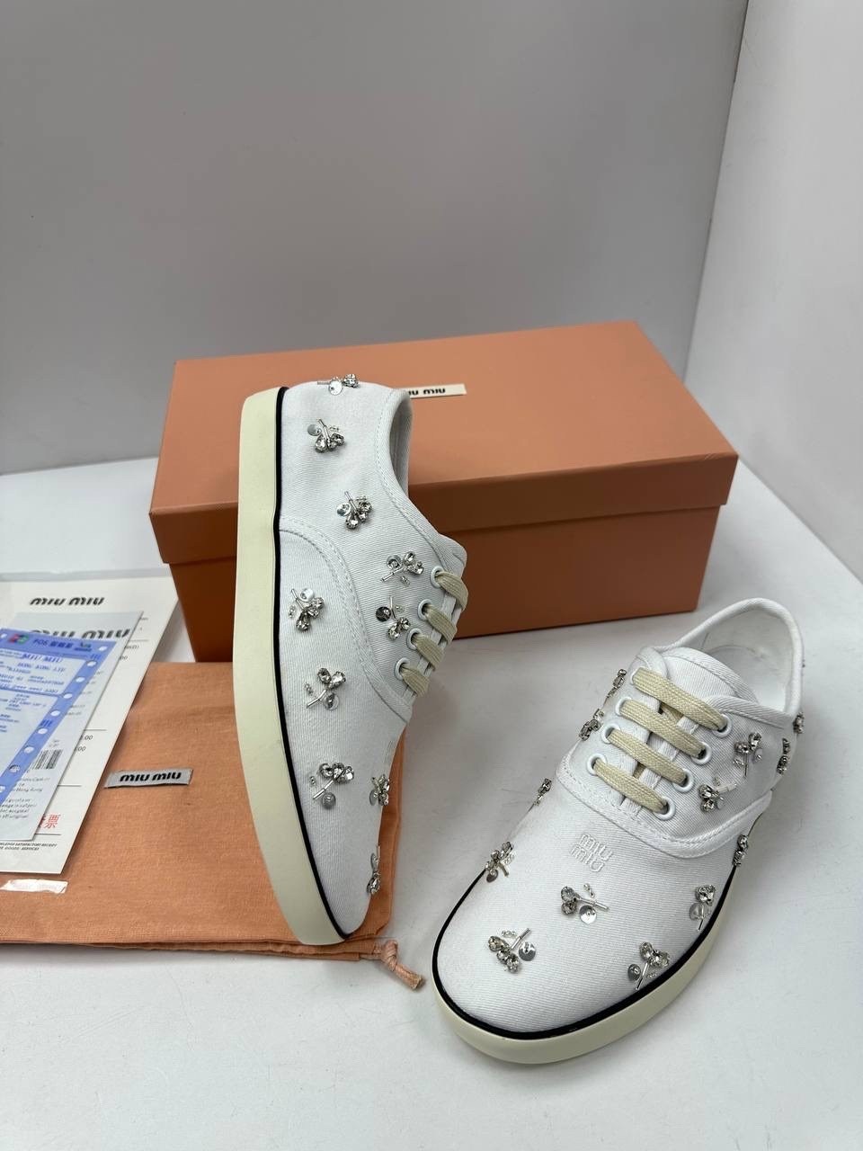 кроссовки женские louis vuitton,кеды louis vuitton frontrow,кеды louis vuitton,кеды луи виттон,кроссовки louis vuitton