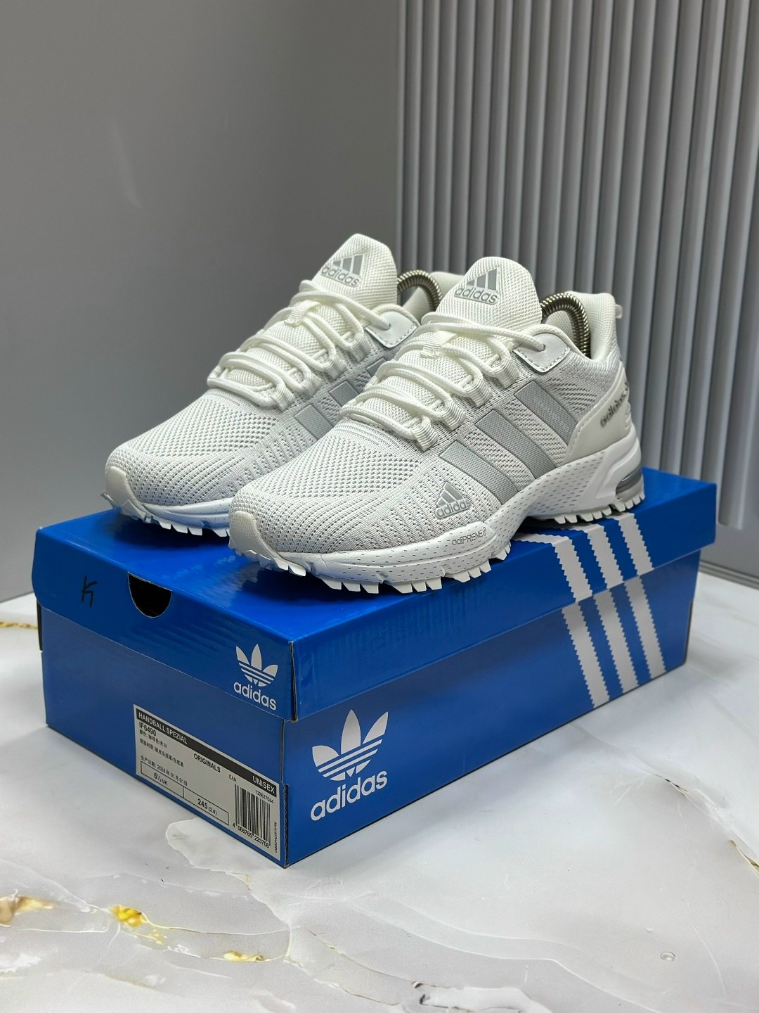 кроссовки adidas,кроссовки женские adidas,кроссовки adidas marathon,мужские кроссовки adidas,кроссовки