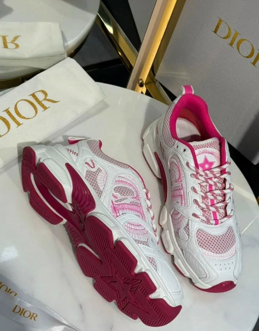 женские кроссовки,кроссовки dior,кроссовки для женщин,оригинальные кроссовки,модные кроссовки