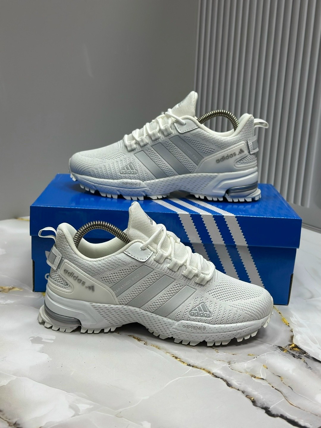 кроссовки adidas,кроссовки женские adidas,кроссовки adidas marathon,мужские кроссовки adidas,кроссовки
