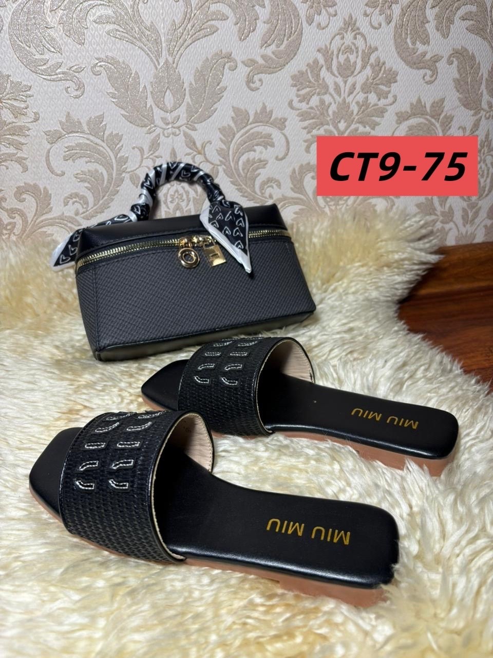 шлепанцы женские,шлепанцы miu miu,модные тапочки,женские шлепки, женская