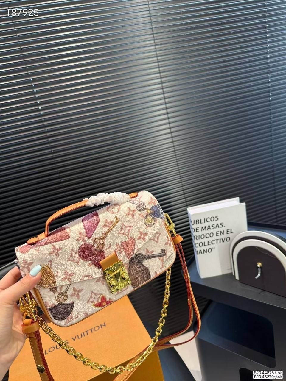 louis vuitton сумка на плечо,сумка louis vuitton,сумка,модная сумка,сумка модная женская