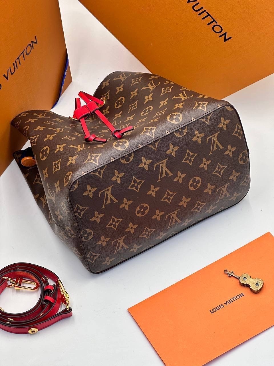 сумка женская louis vuitton,cумка louis vuitton,сумка ведро луи виттон,сумки женские louis vuitton сумка louis vuitton,сумки луи виттон