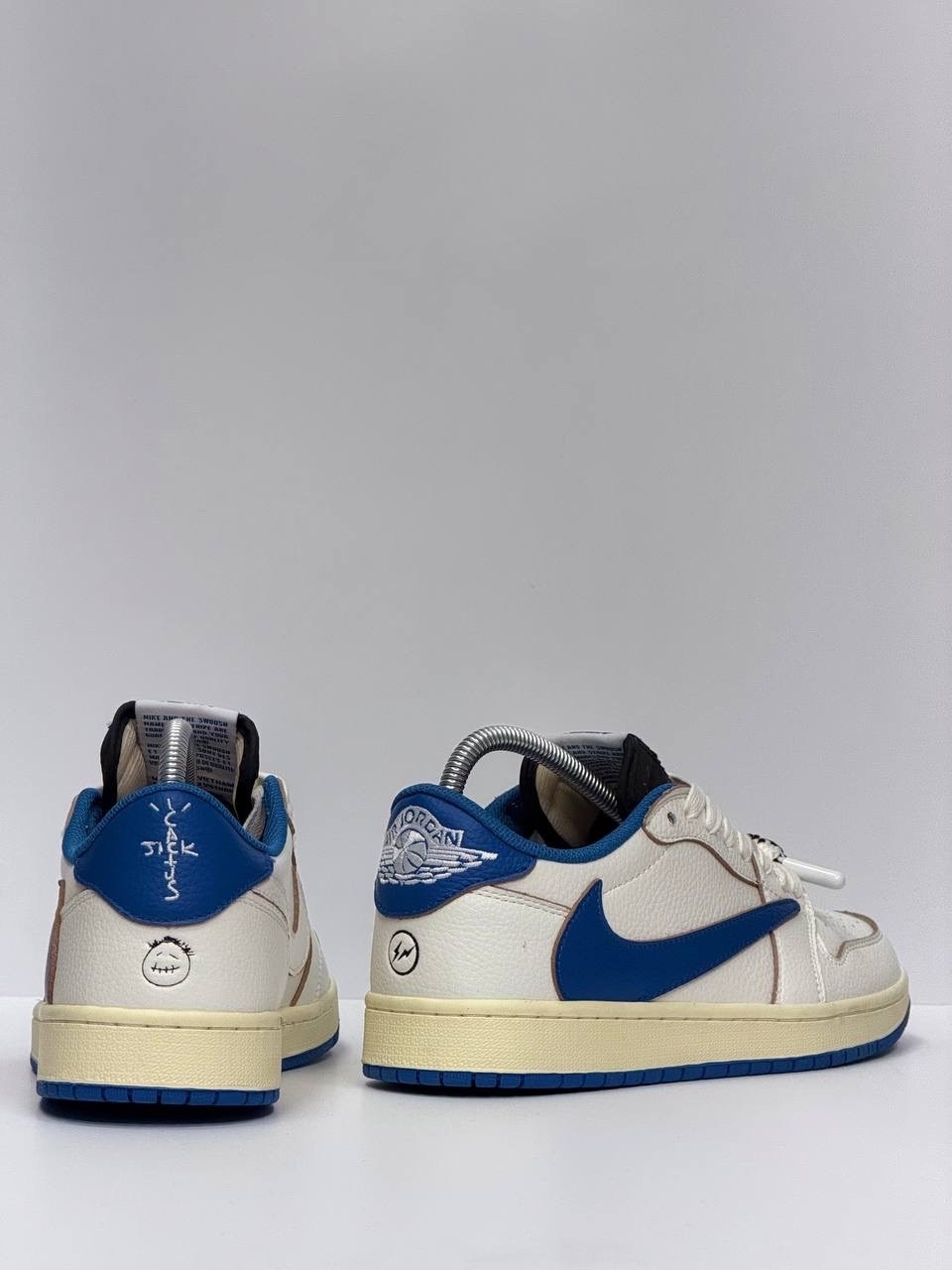 air jordan 1 low travis scott,nike air jordan 1 low travis scott,кроссовки travis scott x fragment x air jordan 1,nike air jordan 1 low x travis scott,кроссовки travis scott x air jordan 1 low og