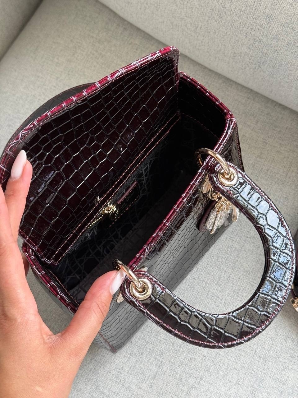 christian dior lady dior medium черный экзотический крокодиловая кожа женская сумка,dior lady dior crocodile,сумка lady dior,леди диор,сумка леди диор