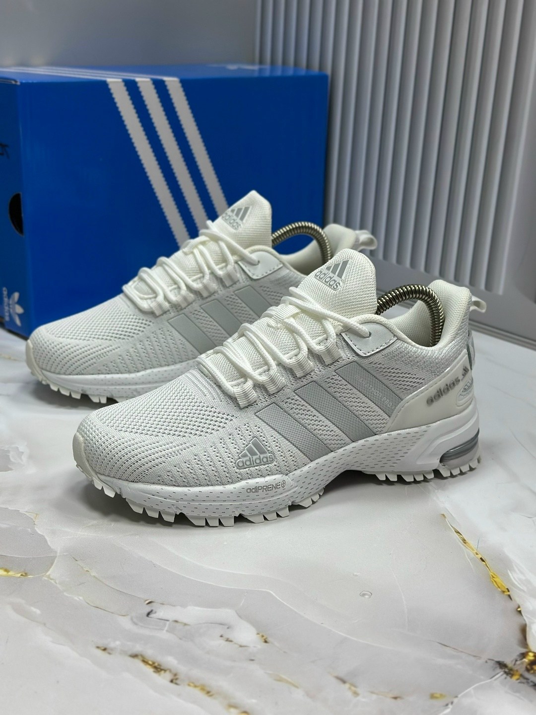 кроссовки adidas,кроссовки женские adidas,кроссовки adidas marathon,мужские кроссовки adidas,кроссовки