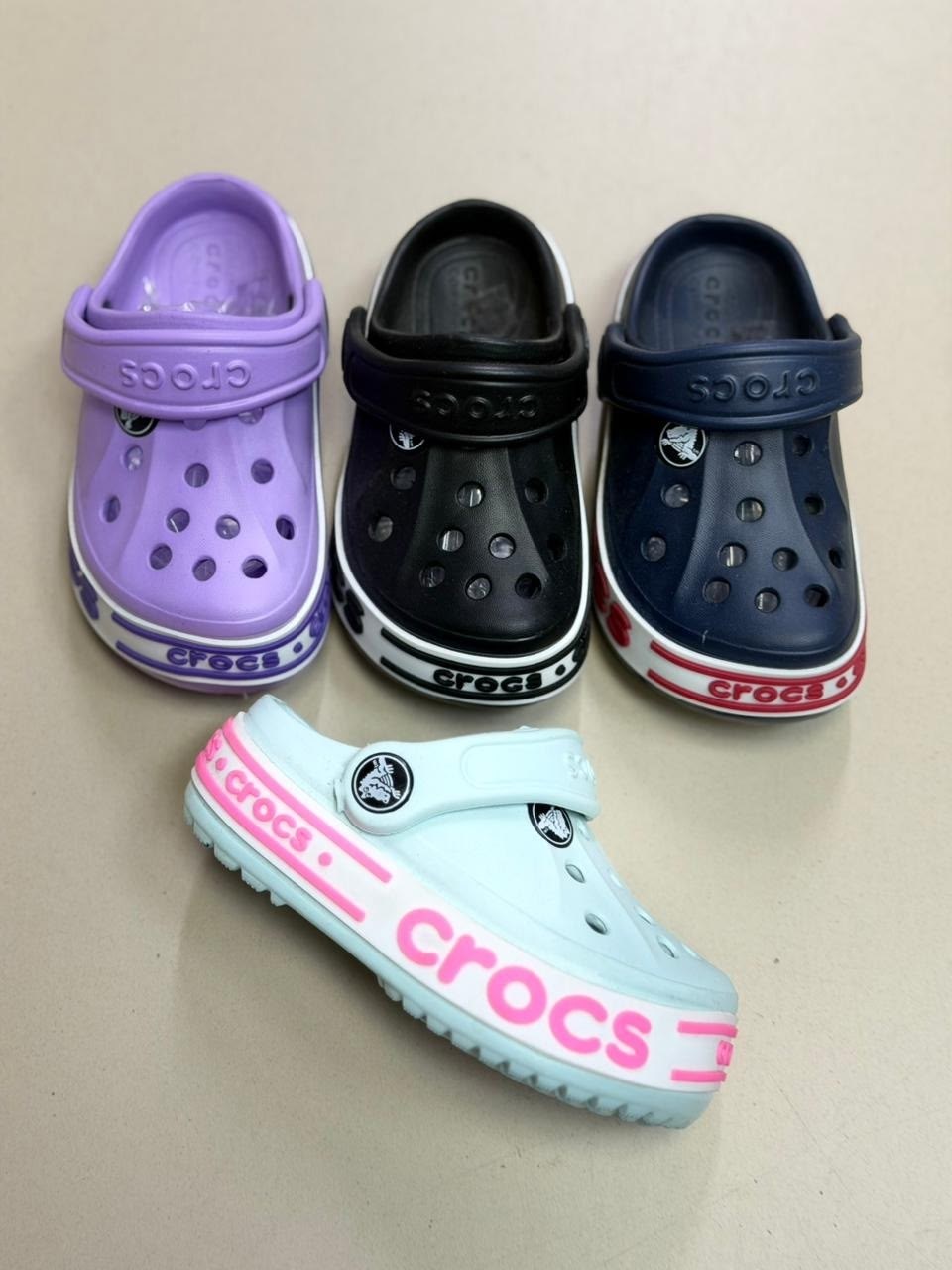 сабо crocs,кроксы детские,кроксы,сабо crocs bayaband clog,детские серые сабо crocs kids' bayaband clogs