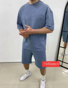 Костюм