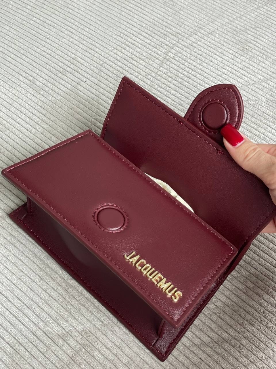 сумка jacquemus,jacquemus сумка на плечо,сумка jacquemus le bambino,женская сумка jacquemus,сумка