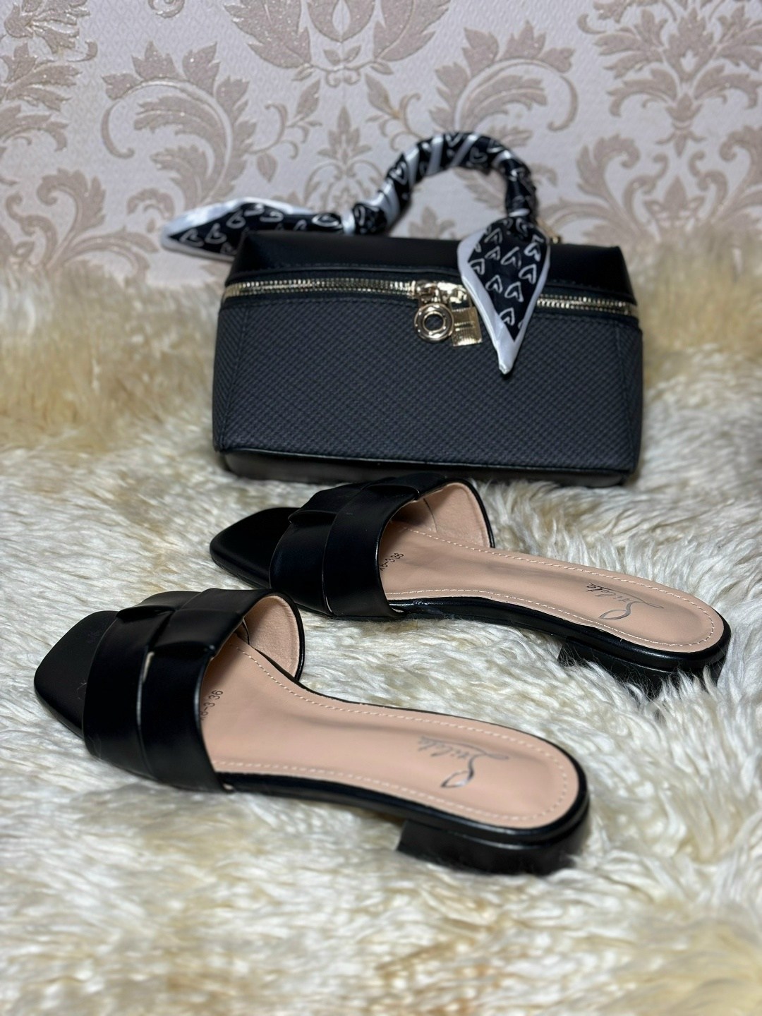 шлепанцы miu miu,шлепанцы коричневые miu miu,шлепанцы женские,шлепки miu miu,сандалии miu miu