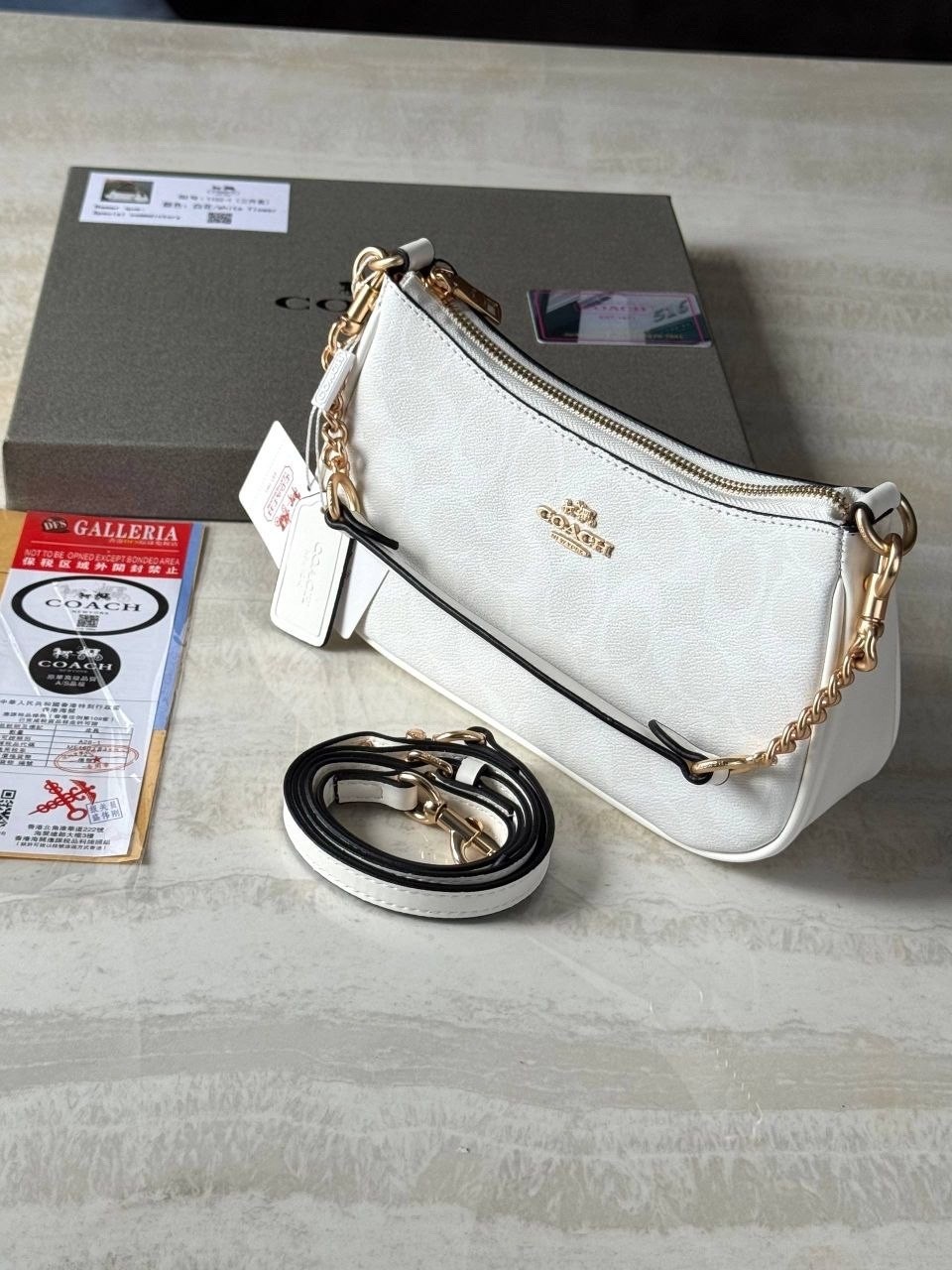 сумка женская coach,сумка coach,coach сумка на плечо,сумка coach белая,coach white shoulder bag