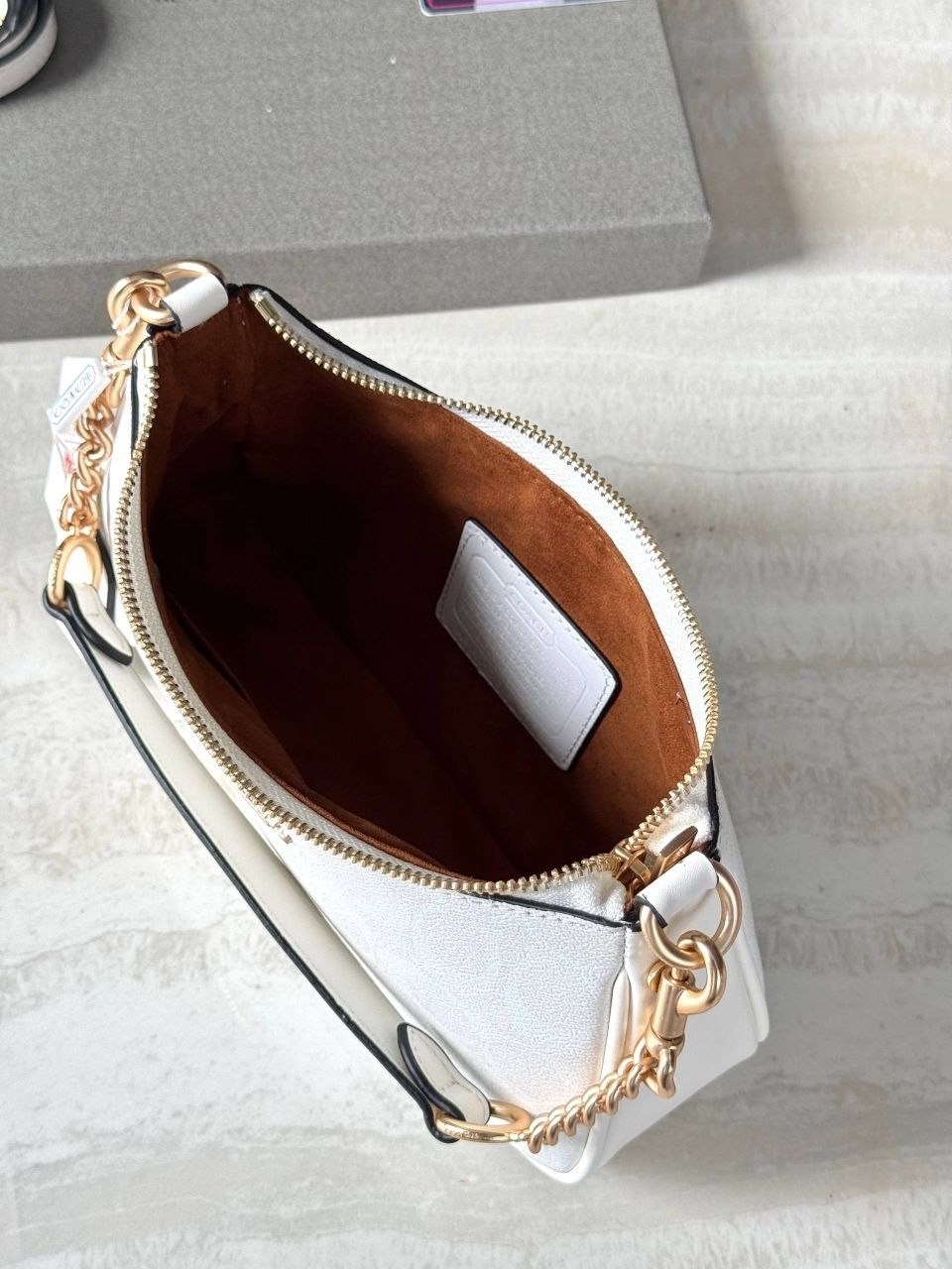сумка женская coach,сумка coach,coach сумка на плечо,сумка coach белая,coach white shoulder bag