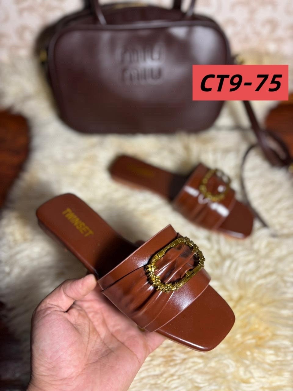 шлепки miu miu,шлепанцы miu miu,шлепанцы женские,шлепки женские,модная женская