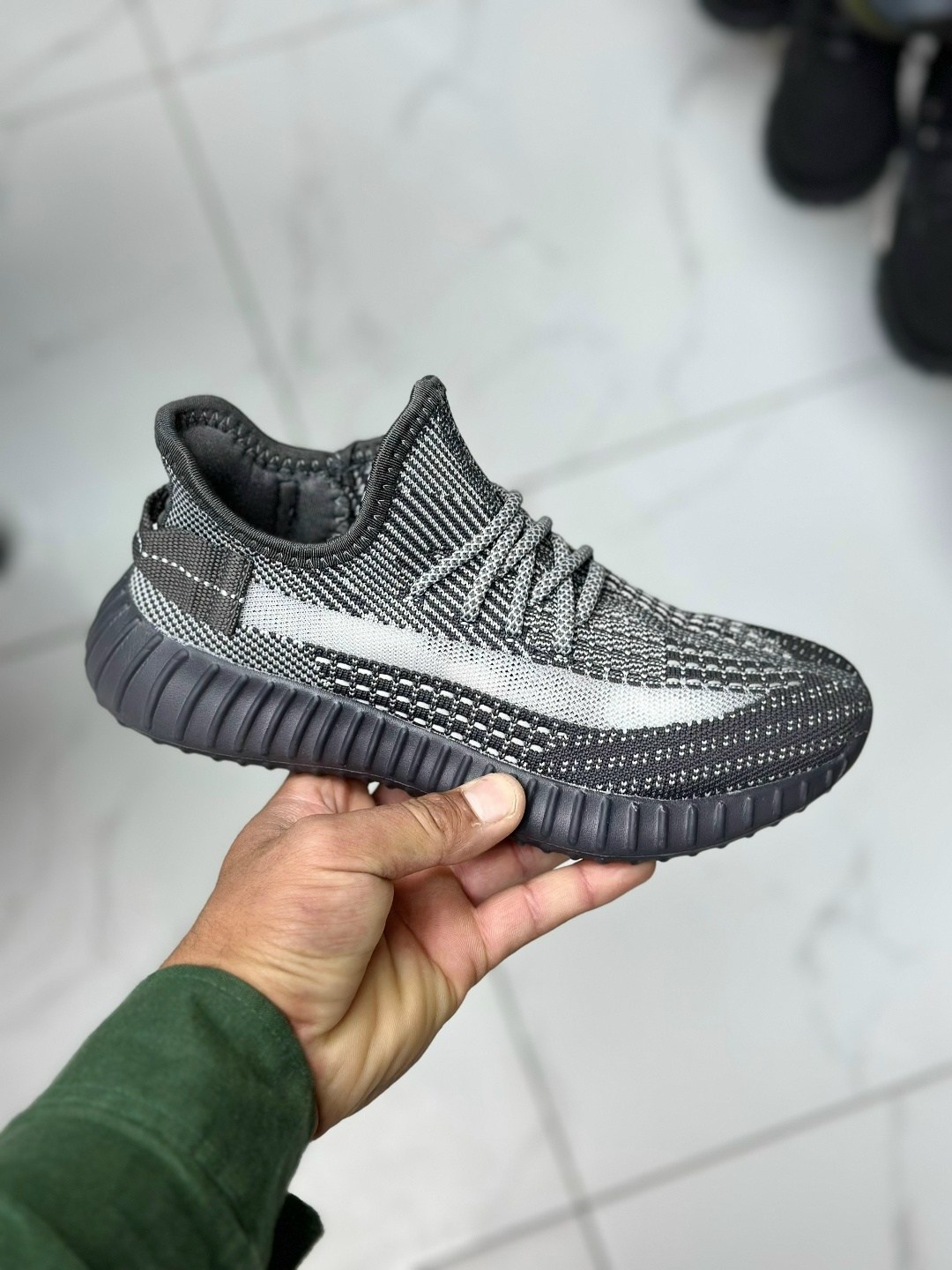 кроссовки,кроссовки изики женские настоящие,кроссовки женскиe,adidas yeezy boost 350 v2 white,кроссовки adidas yeezy boost