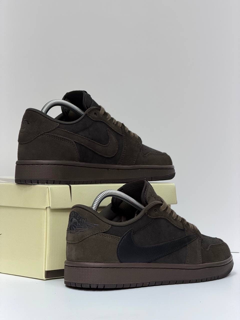 кроссовки nike travis scott air jordan 1 low,nike air jordan 1 low travis scott,кроссовки travis scott x air jordan 1 low,кроссовки,кроссовки travis scott x air jordan 1 low og