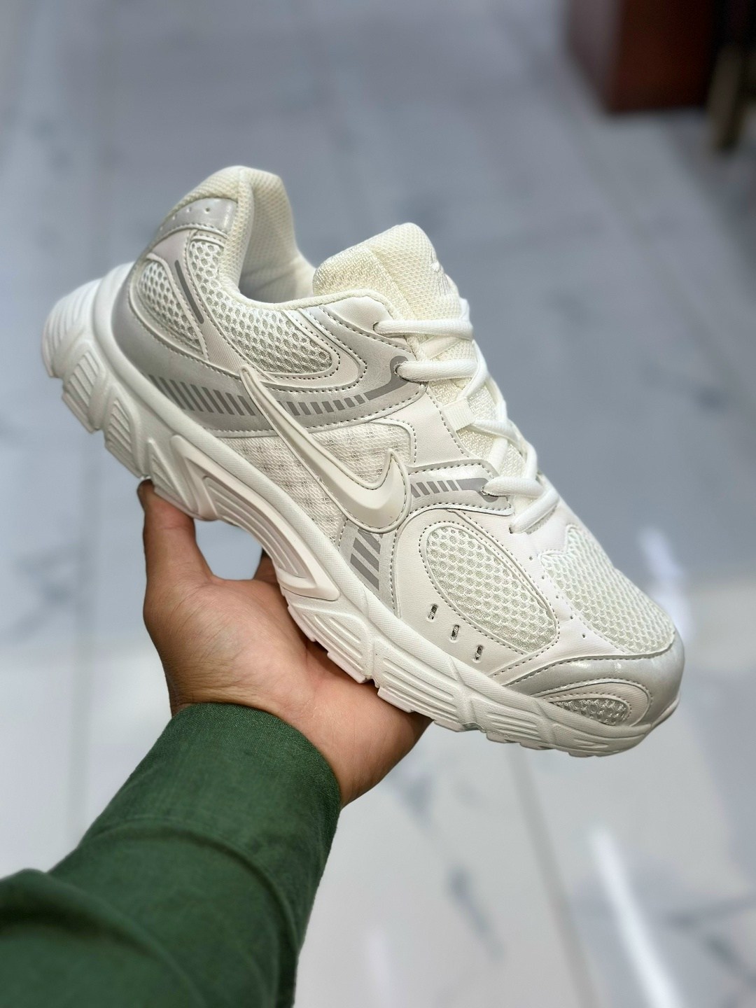 кроссовки nike,кроссовки,кроссовки nike air zoom vomero 5,кроссовки nike zoom vomero 5,повседневные кроссовки