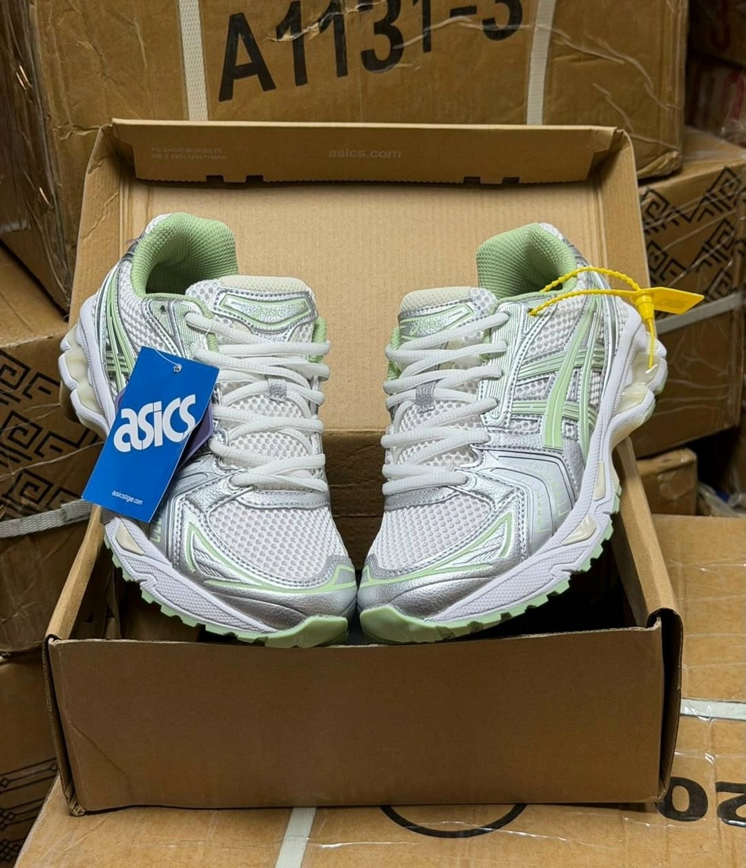 кроссовки,кроссовки nike,женские кроссовки,кроссовки мужские женские,кроссовки nike v 2 k run