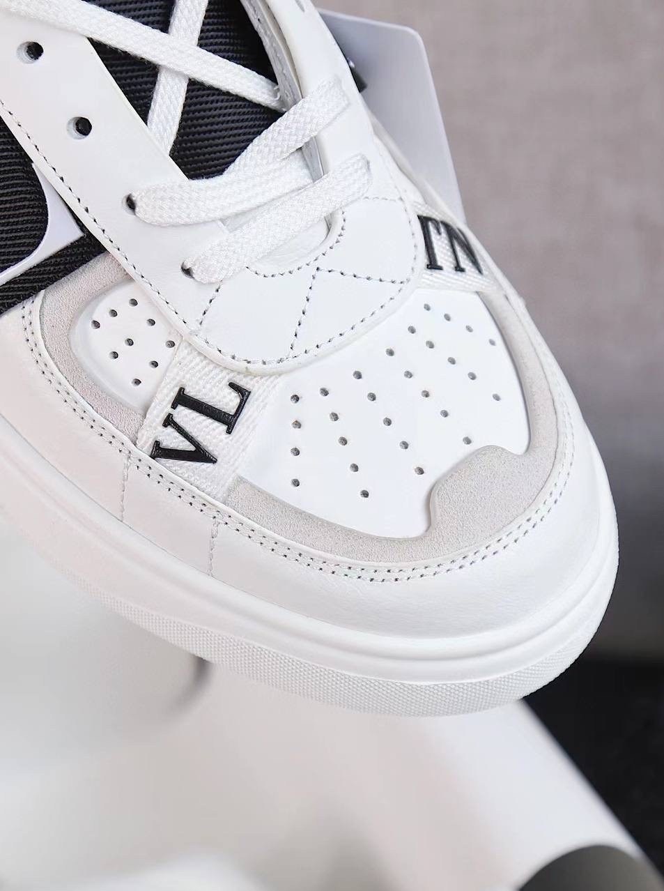valentino кроссовки,valentino vl7n,кроссовки vl,кроссовки valentino женские,кроссовки