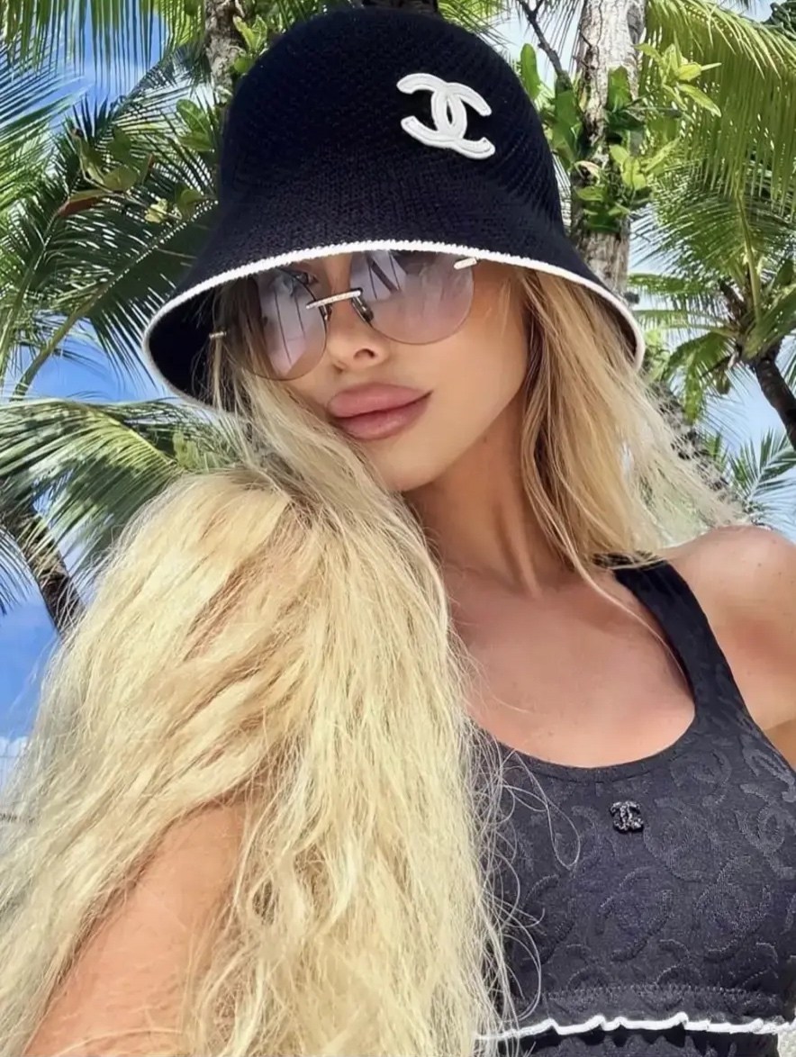 шапка chanel,шляпа chanel,панама шанель,головной убор шанель,бейсболка chanel