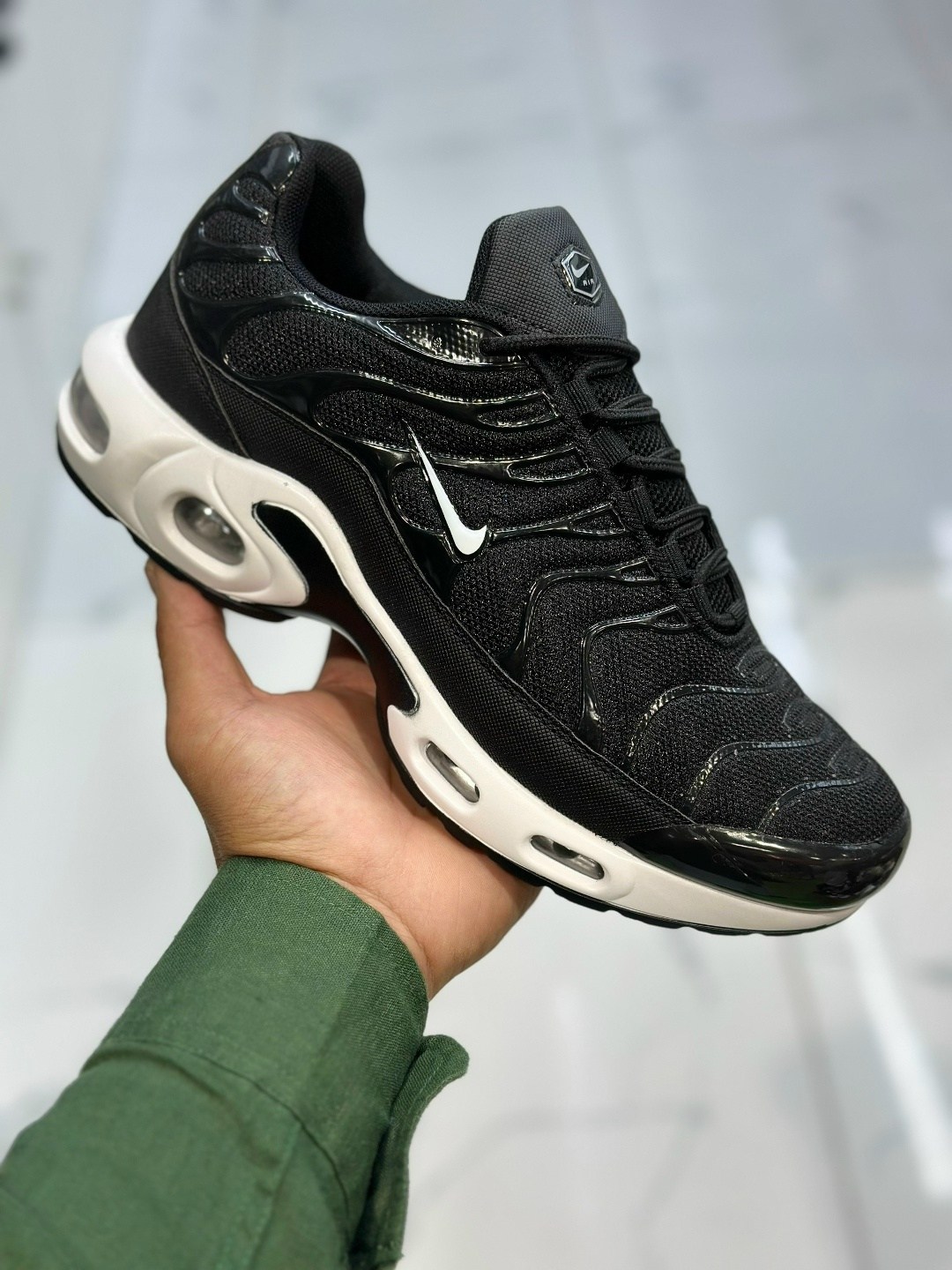 nike air max tn plus black,кроссовки nike air max tn plus,кроссовки,nike air max plus tn,кроссовки nike air max plus