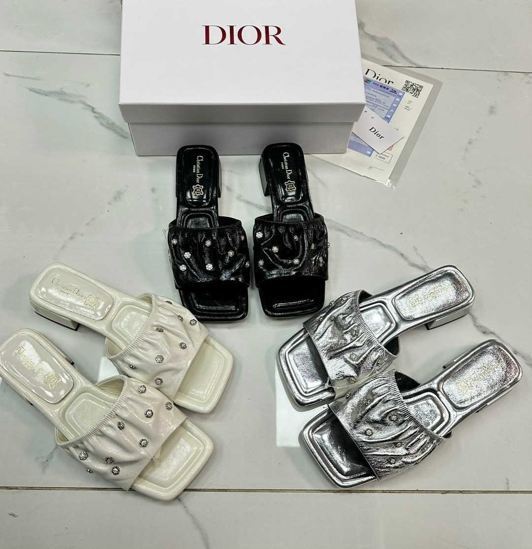 christian dior шлепанцы коллекция 2026,шлепки диор,шлепки диор женские,,босоножки кристиан диор