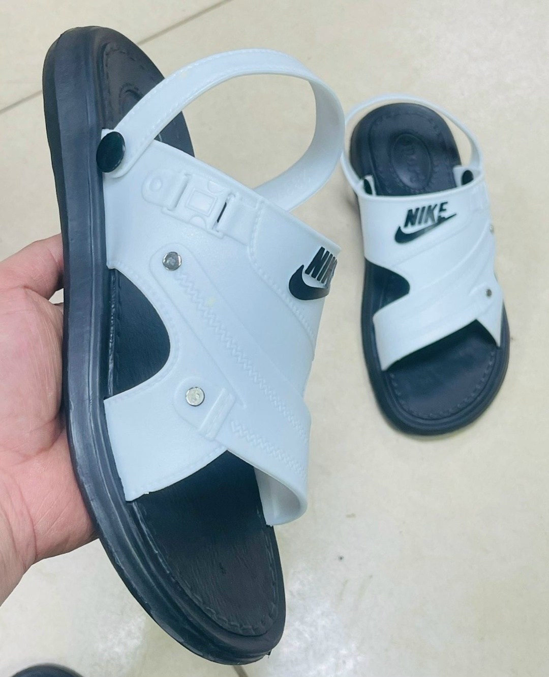 шлепанцы мужские,шлепанцы nike,сандалии мужские,сандали мужские,тапки мужские