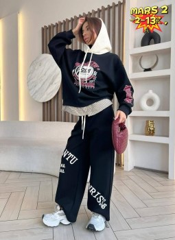 Костюм