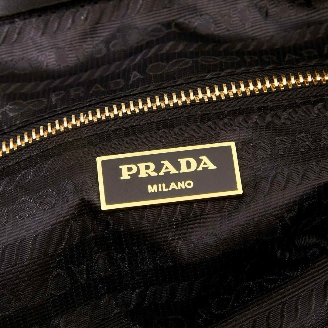 модная сумка,сумка,плетеная сумка,женская сумка prada,сумки тоут