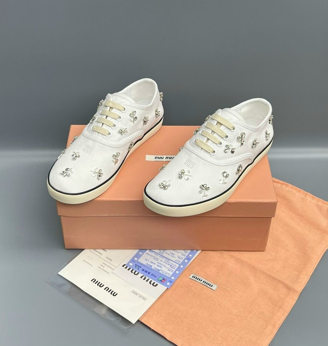 кроссовки женские louis vuitton,луи виттон кеды женские белые,кеды louis vuitton,,кеды louis vuitton frontrow