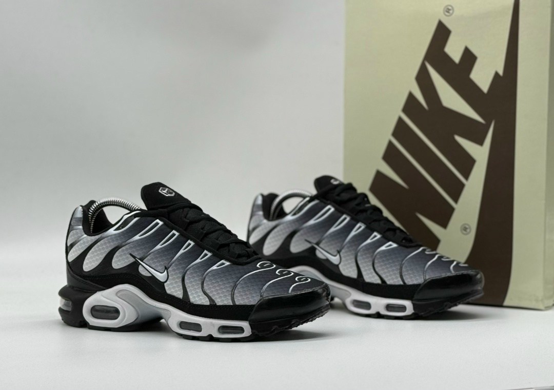 кроссовки nike air max tn plus,nike air max tn plus,кроссовки мужские nike air max tn plus,кроссовки nike air max tn plus ultra белые с серым,кроссовки nike tn plus