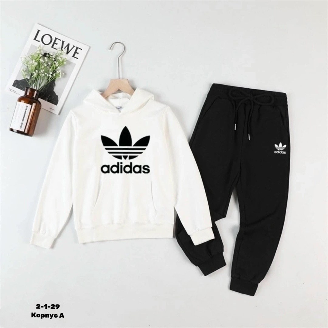костюм спортивный adidas adidas,костюмы спортивный adidas,детский спортивный костюм adidas originals,костюм спортивный adidas sportswear,спортивный костюм adidas originals