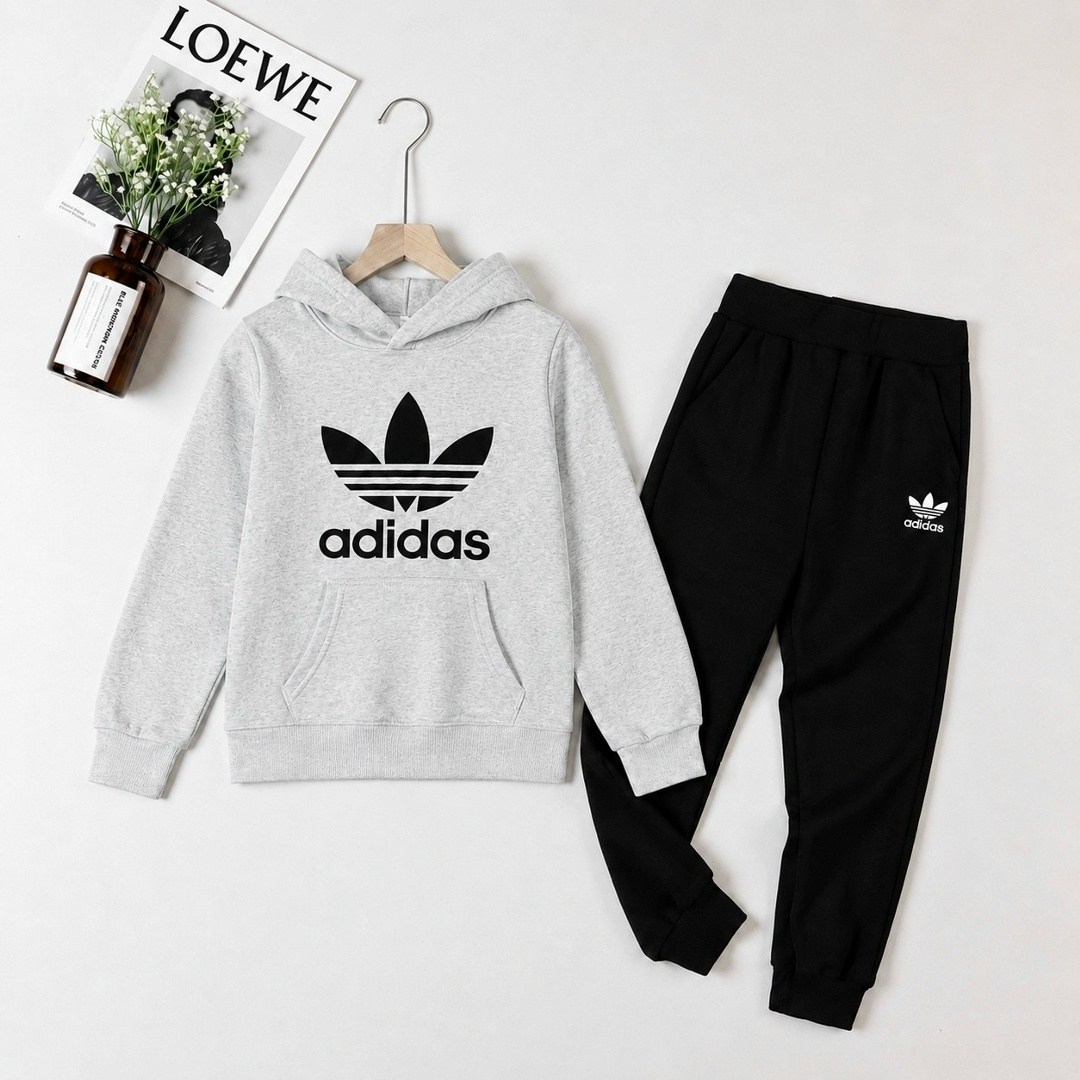костюм спортивный adidas adidas,костюмы спортивный adidas,детский спортивный костюм adidas originals,костюм спортивный adidas sportswear,спортивный костюм adidas originals